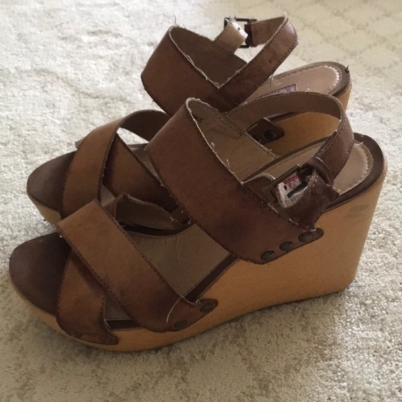 Wedges - Picture 2 of 7